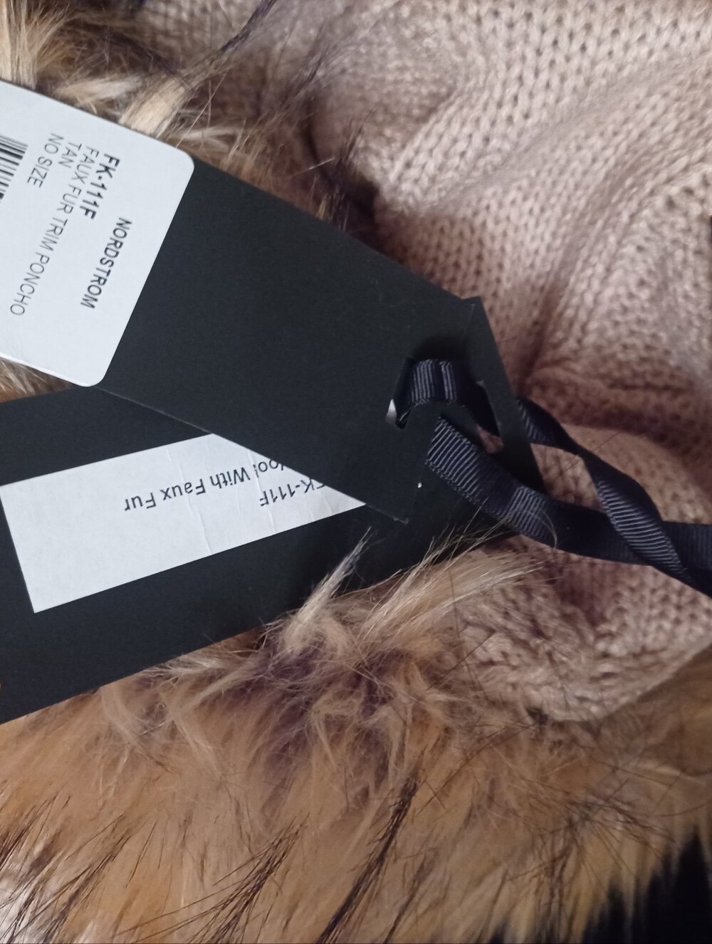LINDA RICHARDS FAUX Fur Hooded Poncho--Small - Picture 4 of 5